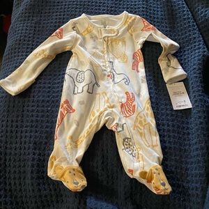 Carters newborn animal onesie NWT